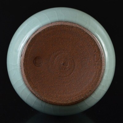 Kawase Mitsuyuki Kyo Ice Crackle Celadon Hanaire